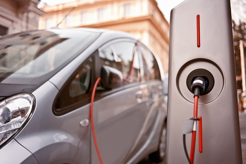 ELECTRIC VEHICLE