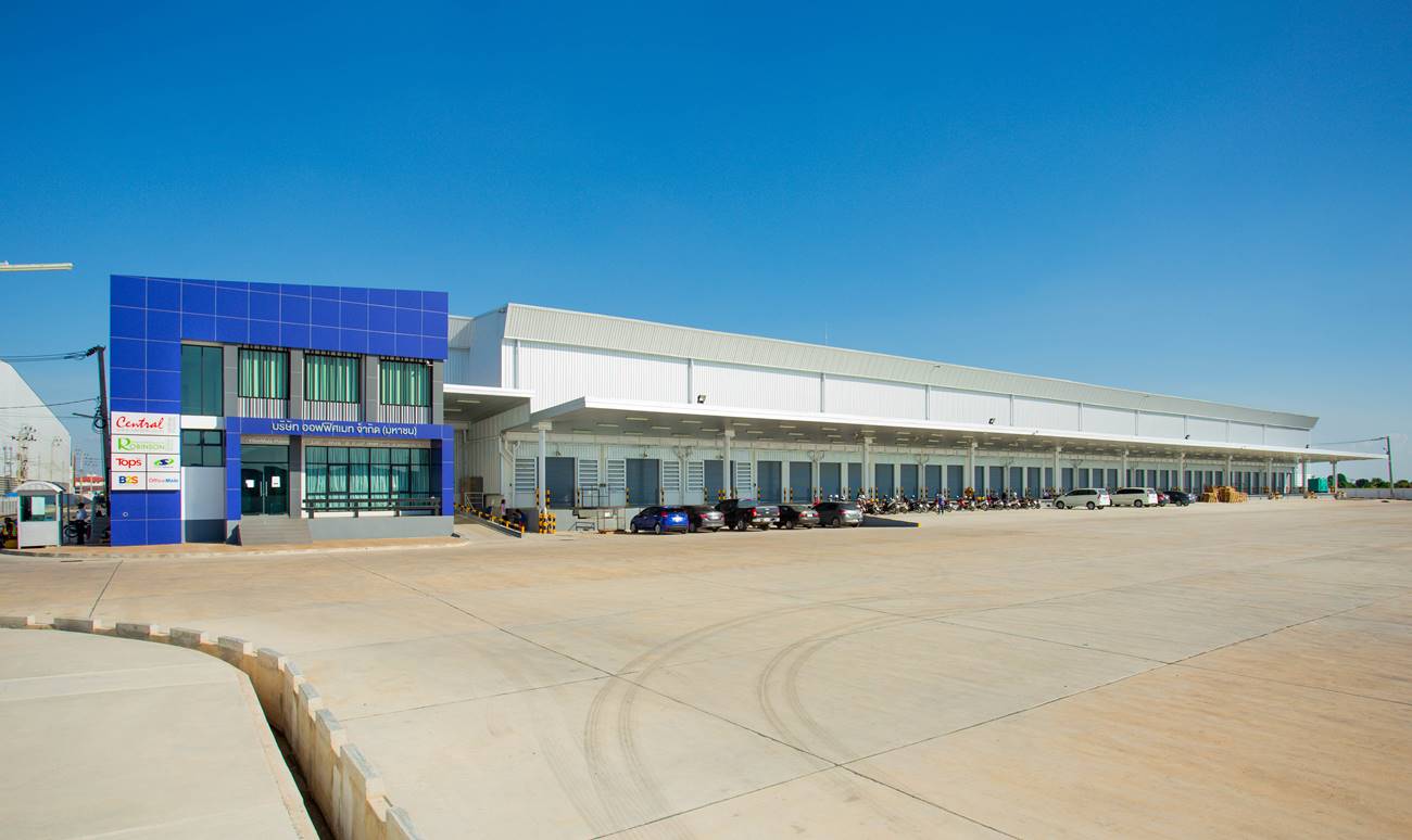 WHA Mega Logistics Center Chonlaharnpichit km.5 <small> (Central Online Group Warehouse for e-Commerce)</small>