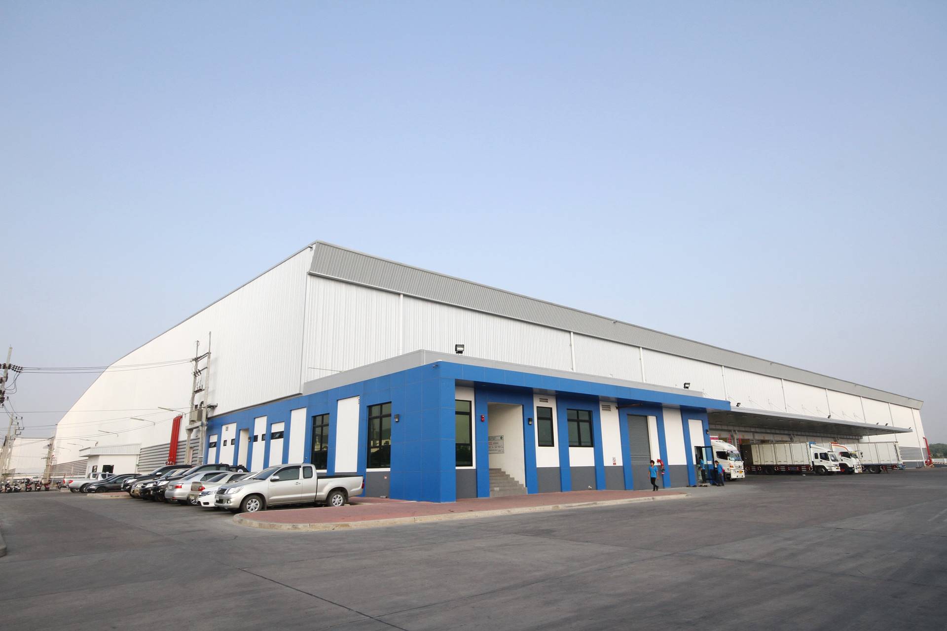 WHA Mega Logistics Center Panthong, Chonburi Phase I <small>(LF Logistics D.C. for Mead Johnson) </small>